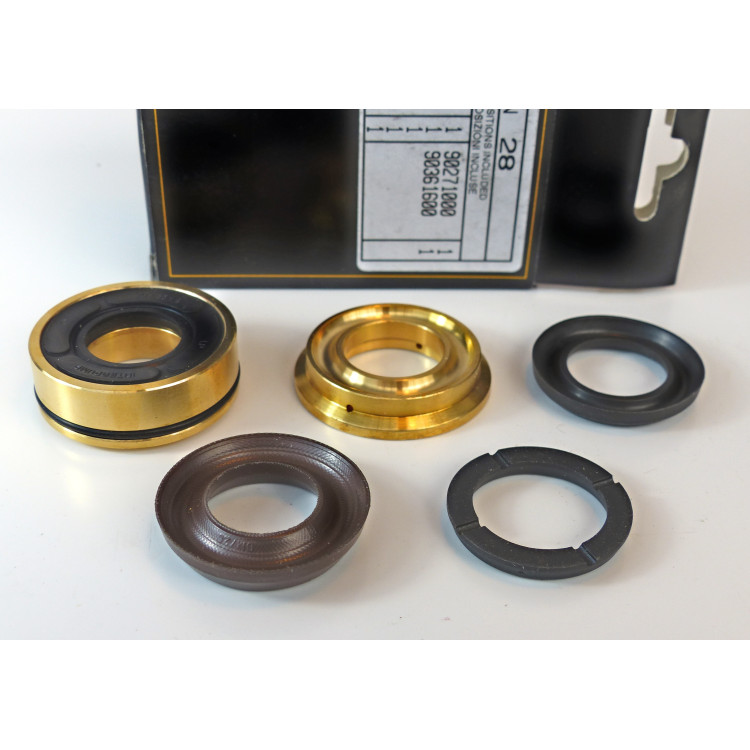 Interpump kit no.28 : Packing seal kit
