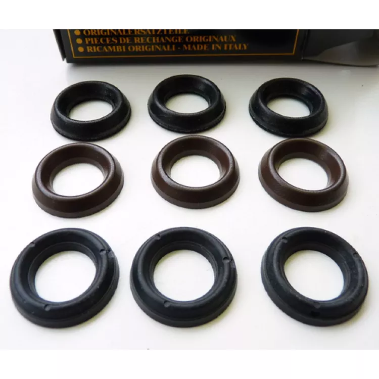 Interpump kit no.88 :  Water Seals   3 x 15mm sets
